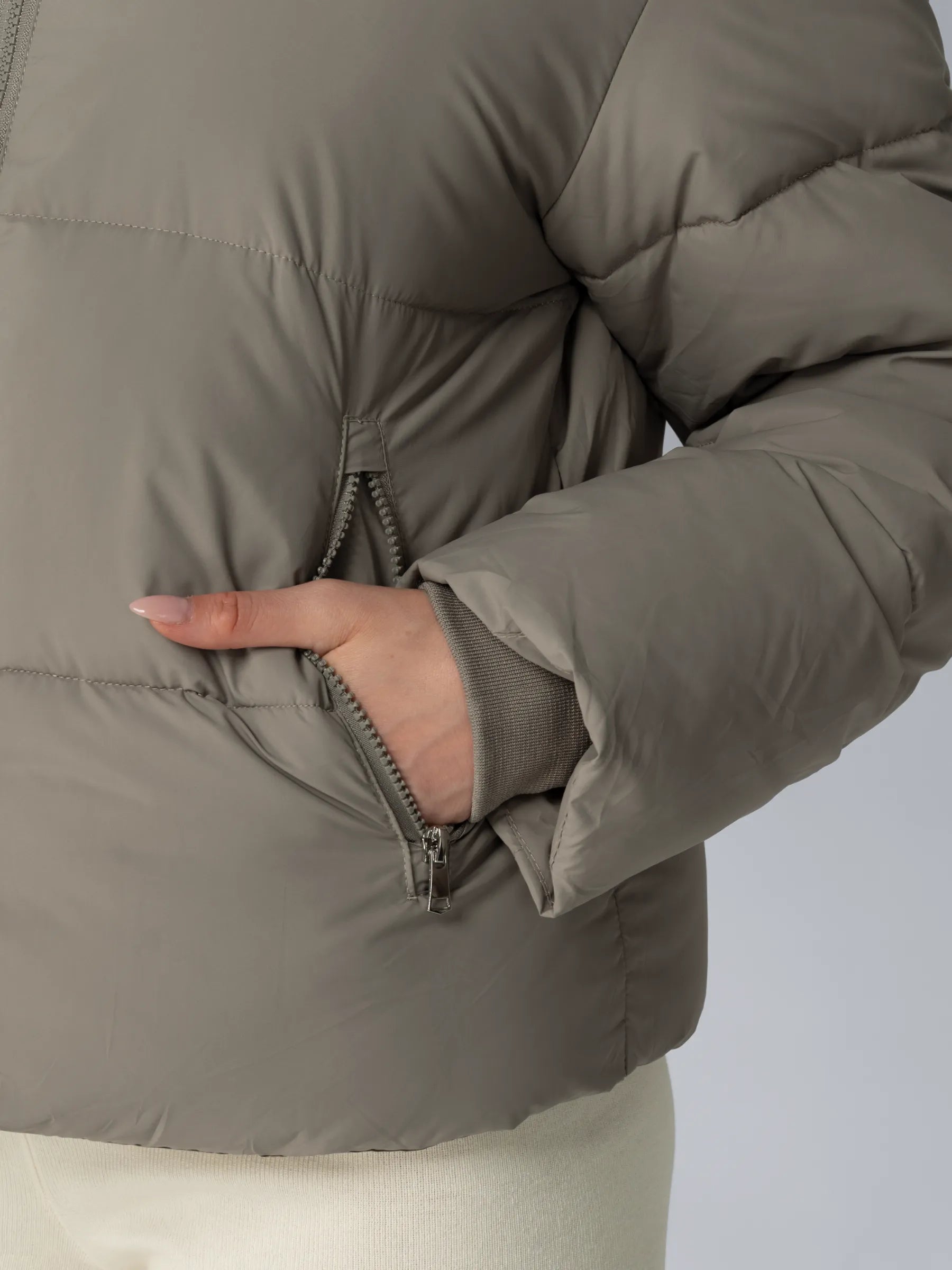 WarmCore™ Classic Short Detachable Hooded Puffer Jacket