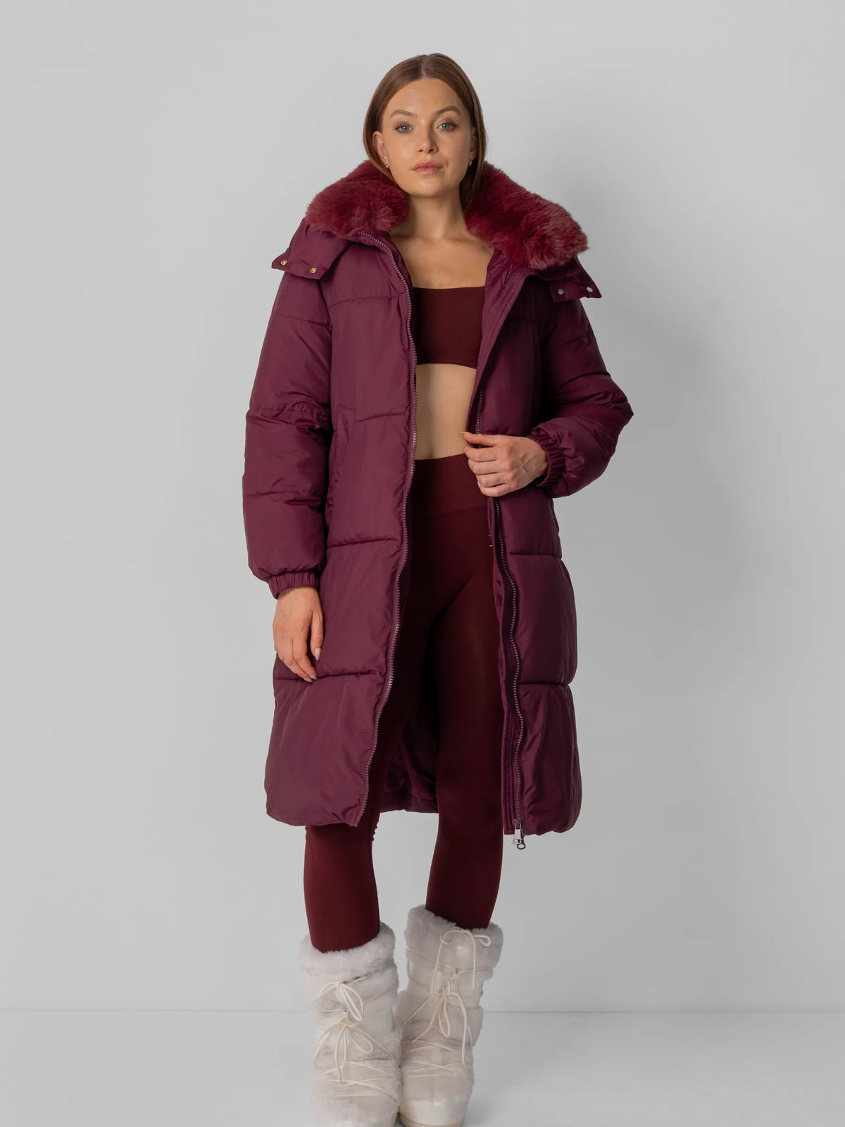Doudoune longue WarmCore™ à col en fausse fourrure