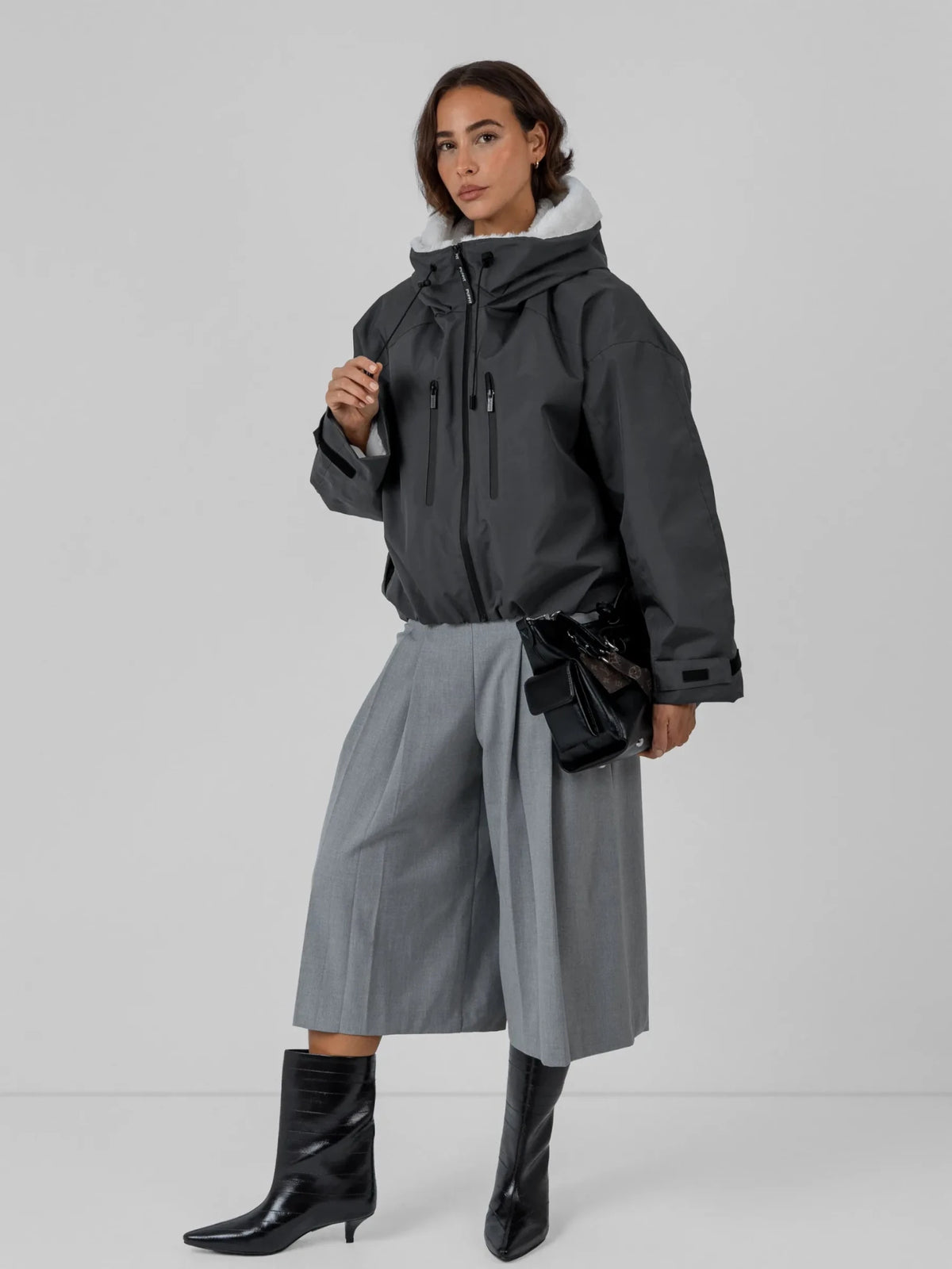 PK17 Faux Fur-26-Elegant Charcoal-F