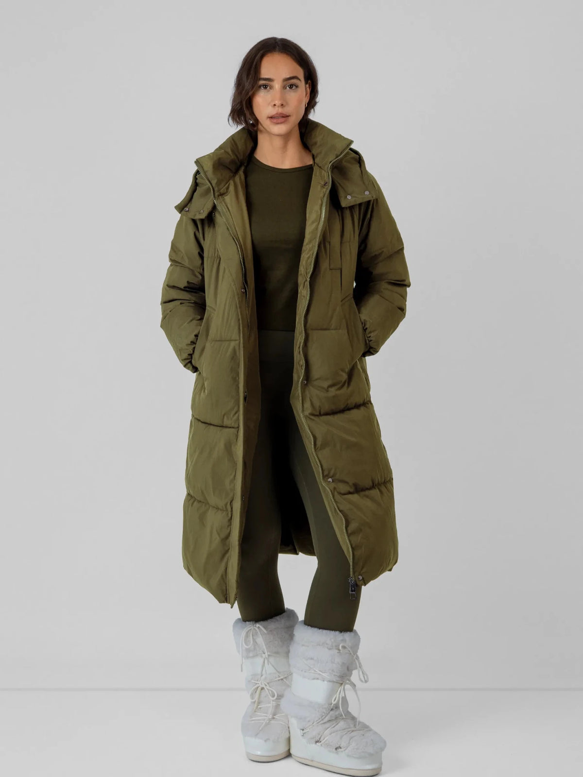 A08-26-Khaki Green-XS