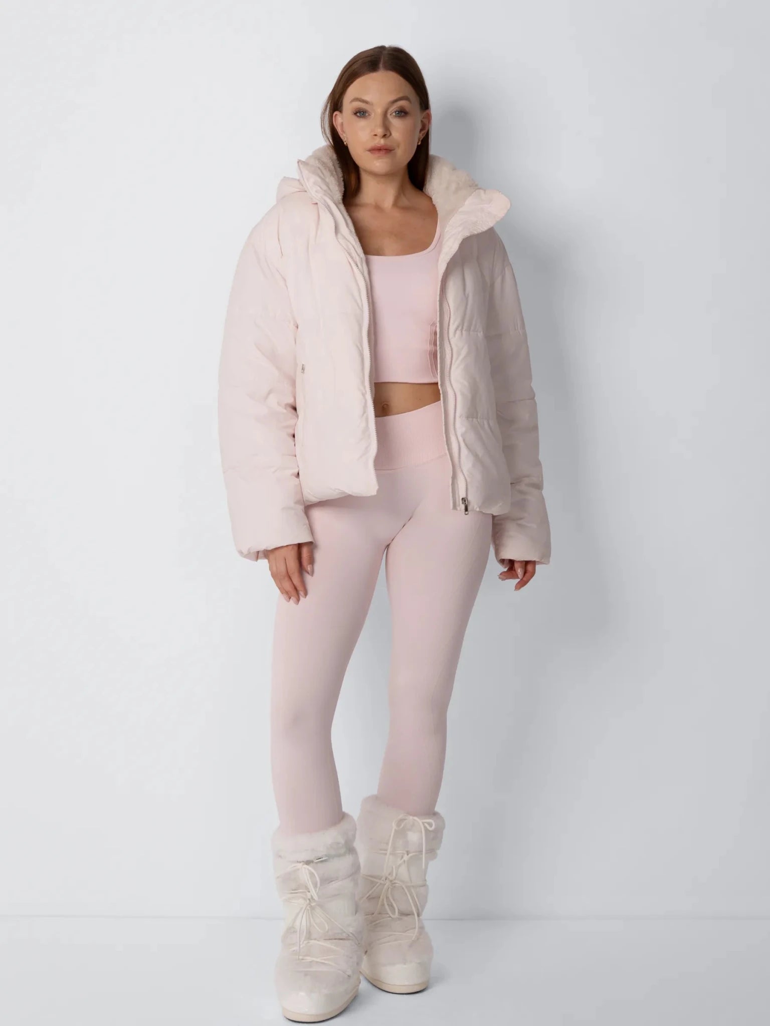 WarmCore™ Classic Short Detachable Hooded Puffer Jacket - PUFFITMid Puffers