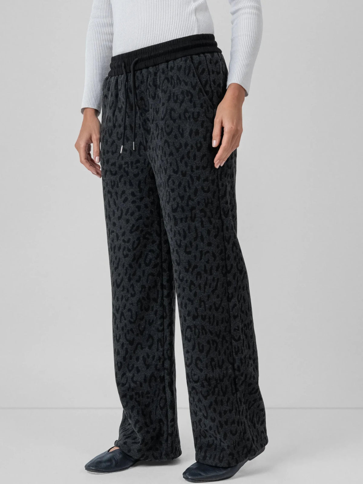 WP03-2025-Grey Leopard-S