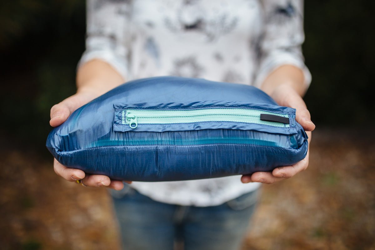 Are Women’s Packable Jackets Worth It? 17 Feature Breakdown to Consider - PUFFIT