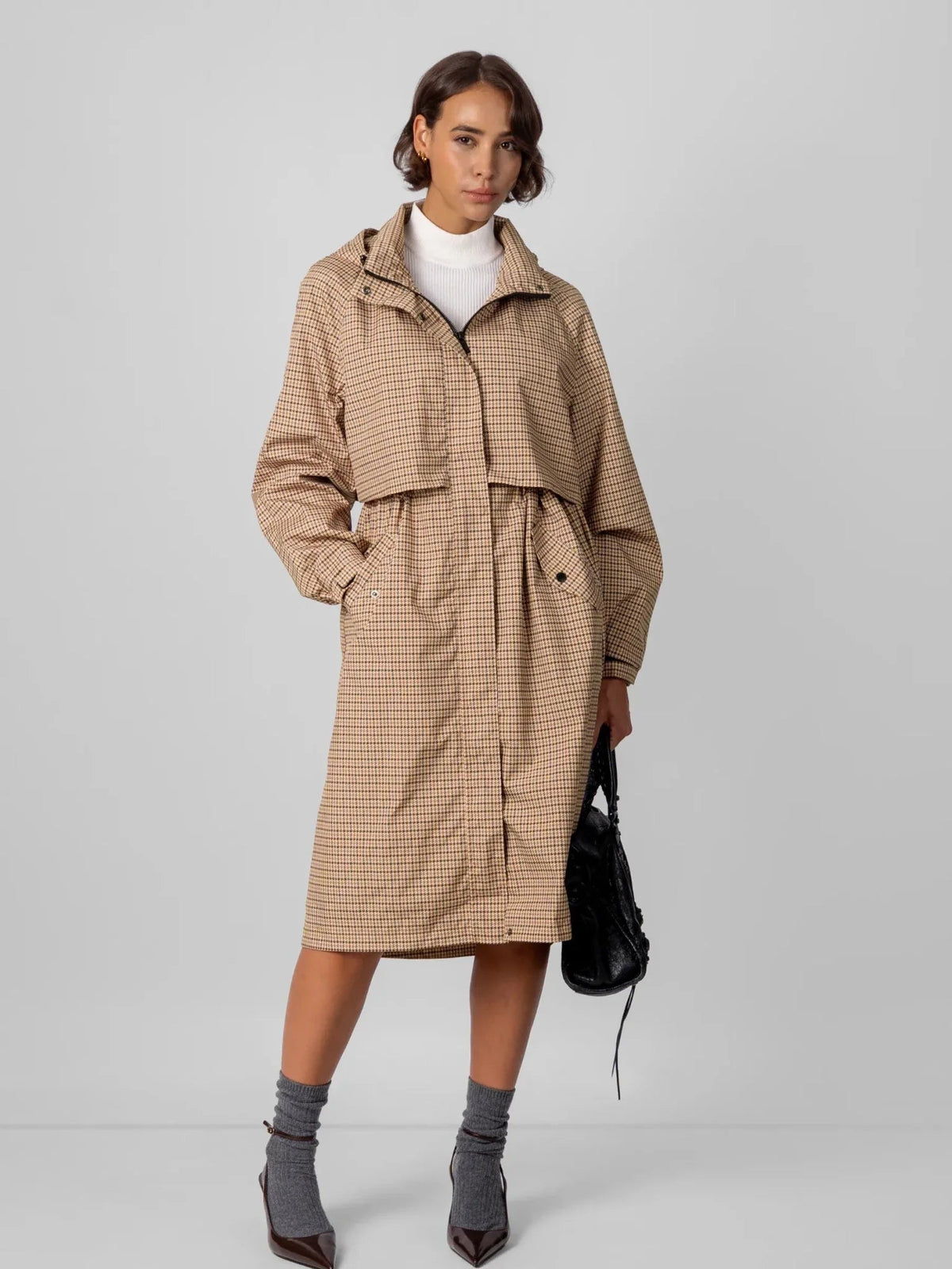 Short, Mid-Length or Long Raincoat? Match Coverage to Your Route