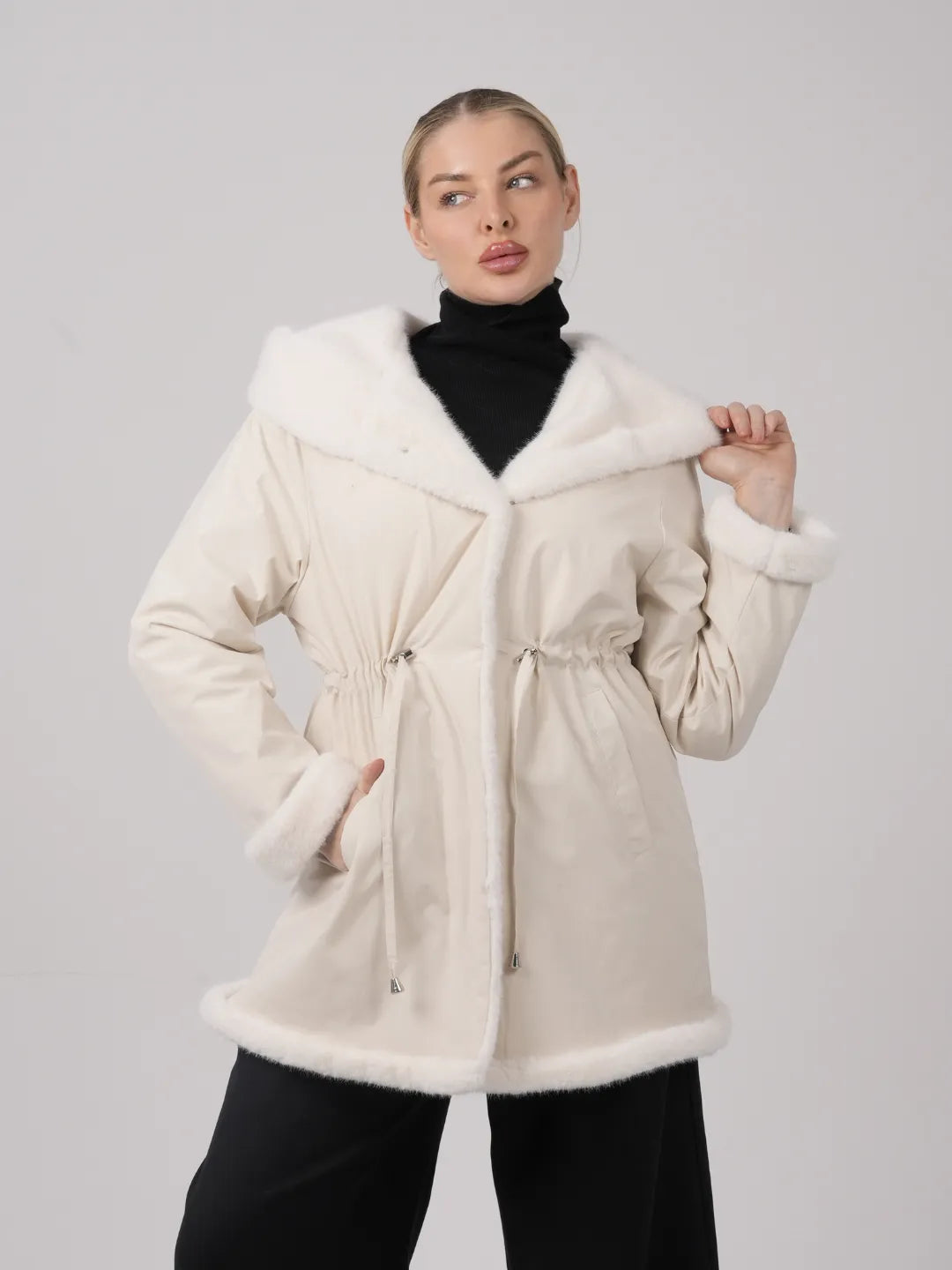Elegant_Faux_Fur_Puffer_Coat_02