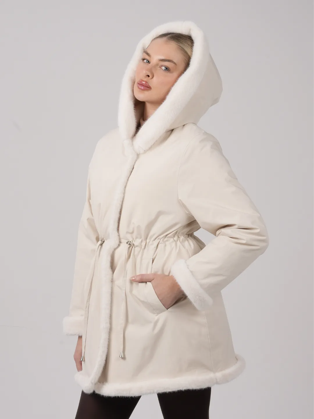 Elegant_Faux_Fur_Puffer_Coat_05