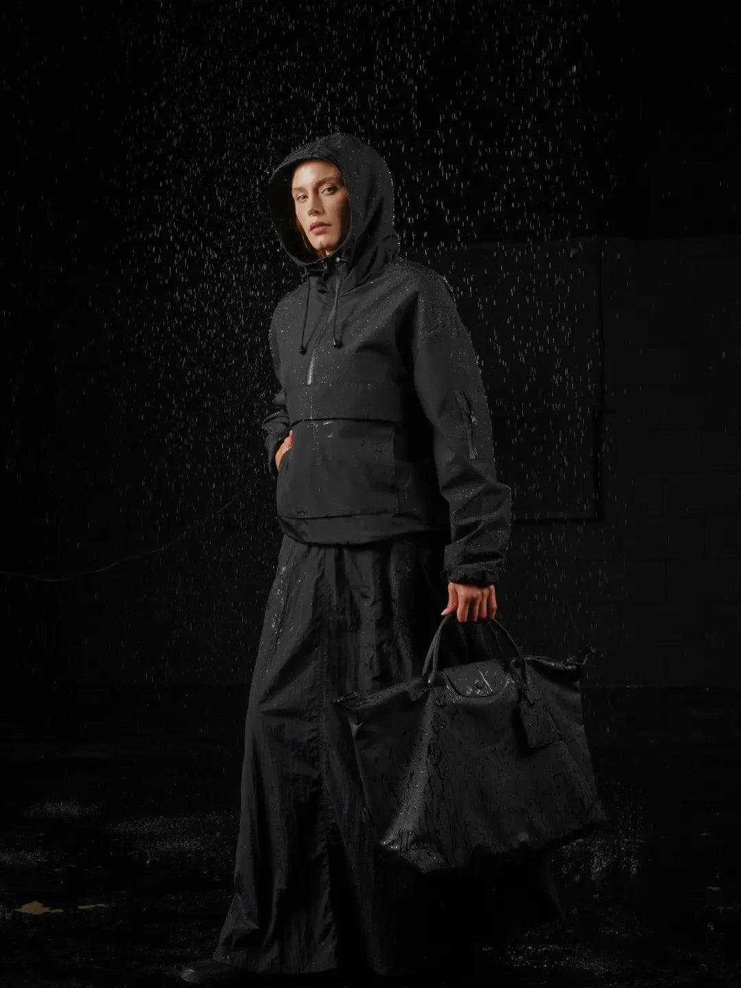 Kangaroo-Pocket_Rain_Hoodie_Jacket_15