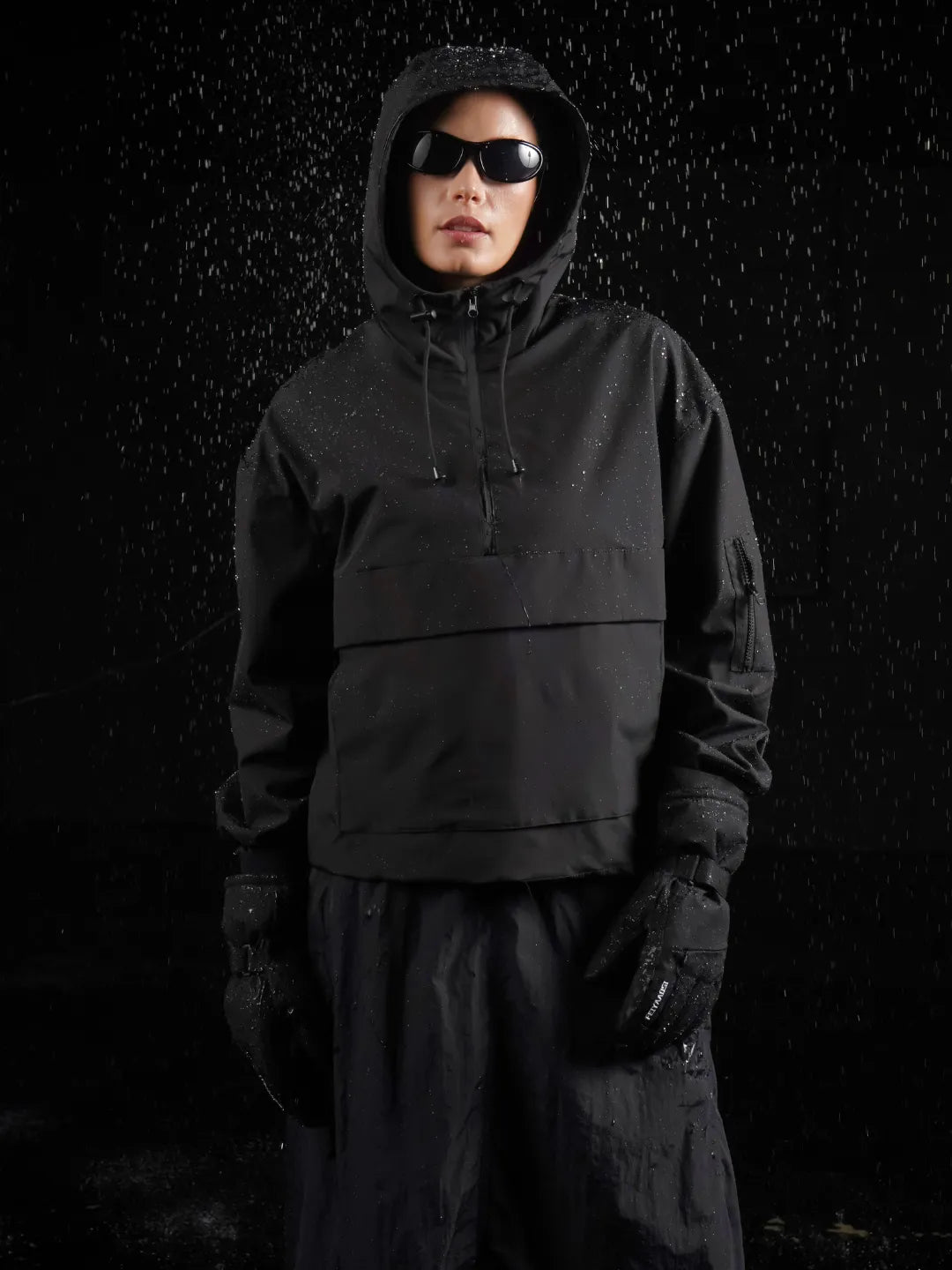 Kangaroo-Pocket_Rain_Hoodie_Jacket_16