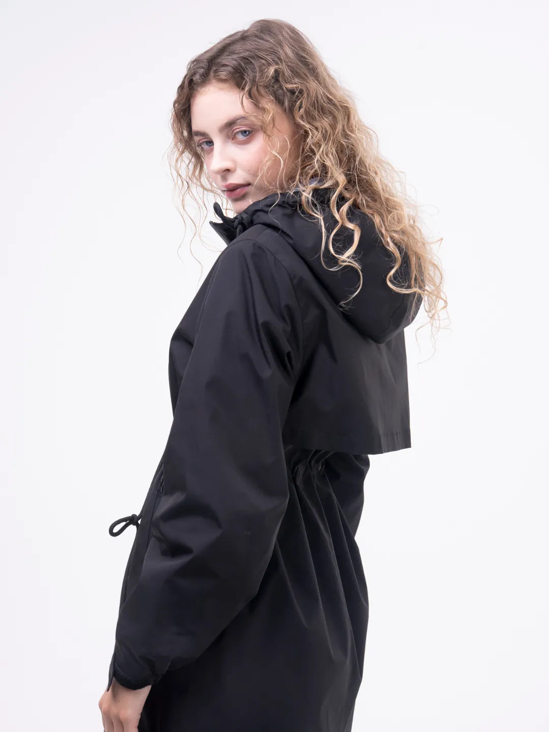 Long_Drawstring-Waist Raincoat_15