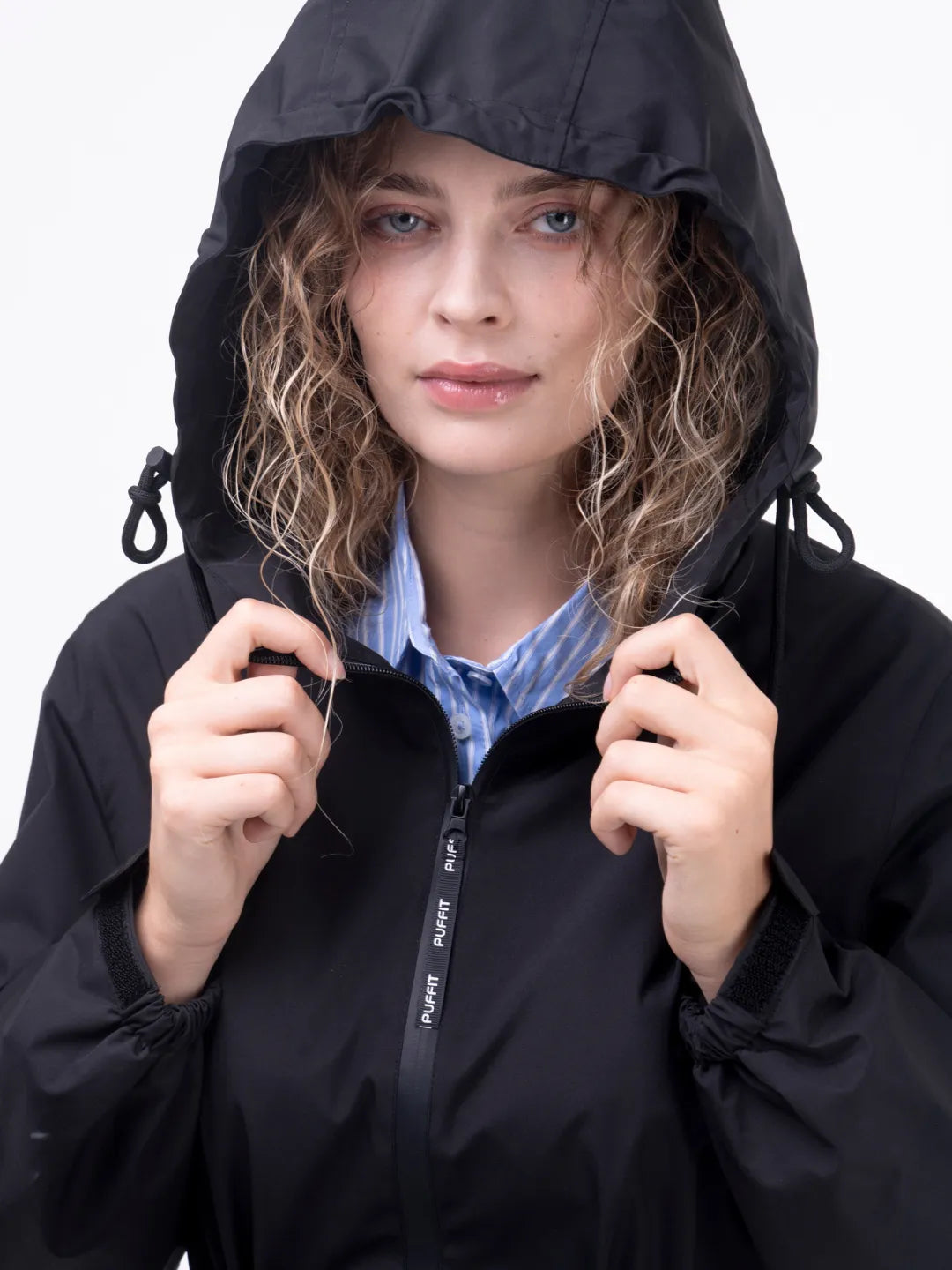 Long_Drawstring-Waist Raincoat_17
