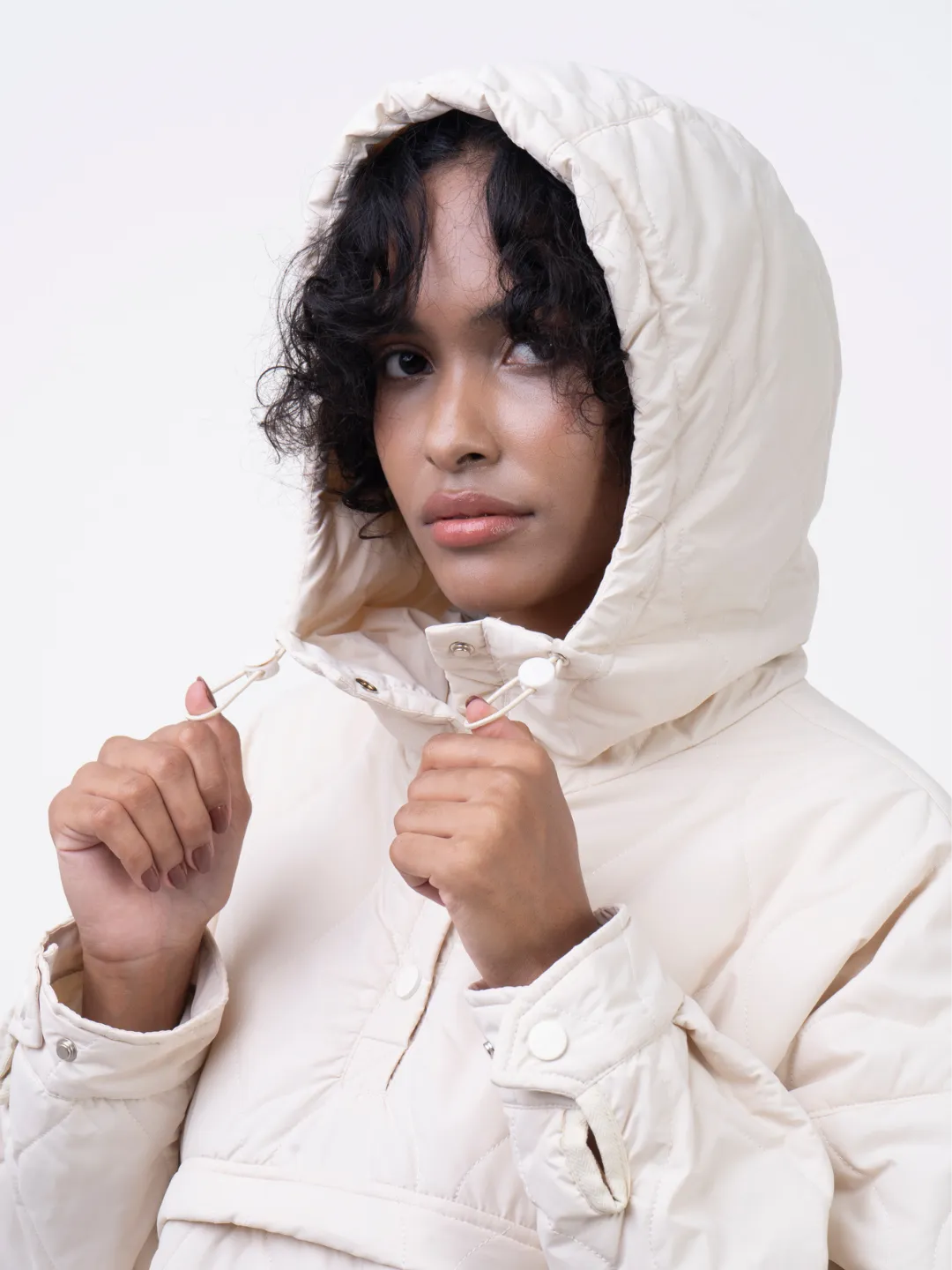 Packable_Puffer_Hoodie_Jacket_04
