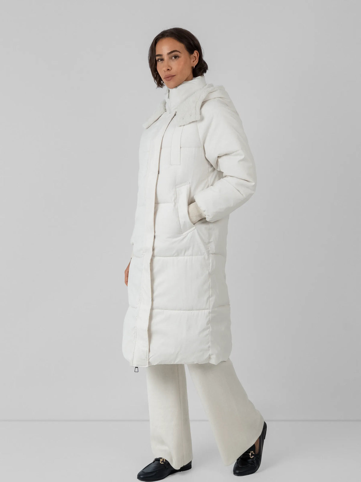 WarmCore™ klassisk lang vattert jakke med hette