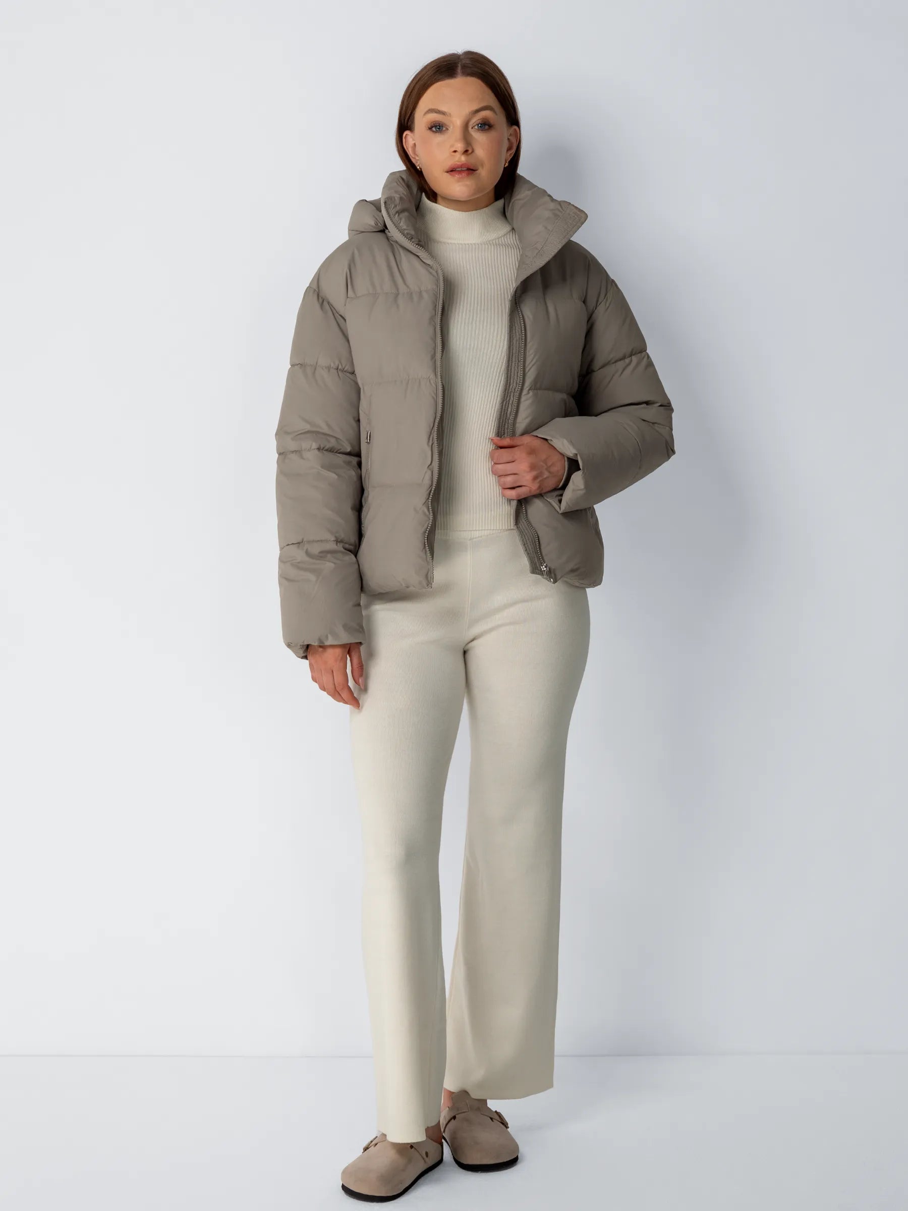 WarmCore™ Classic Short Detachable Hooded Puffer Jacket