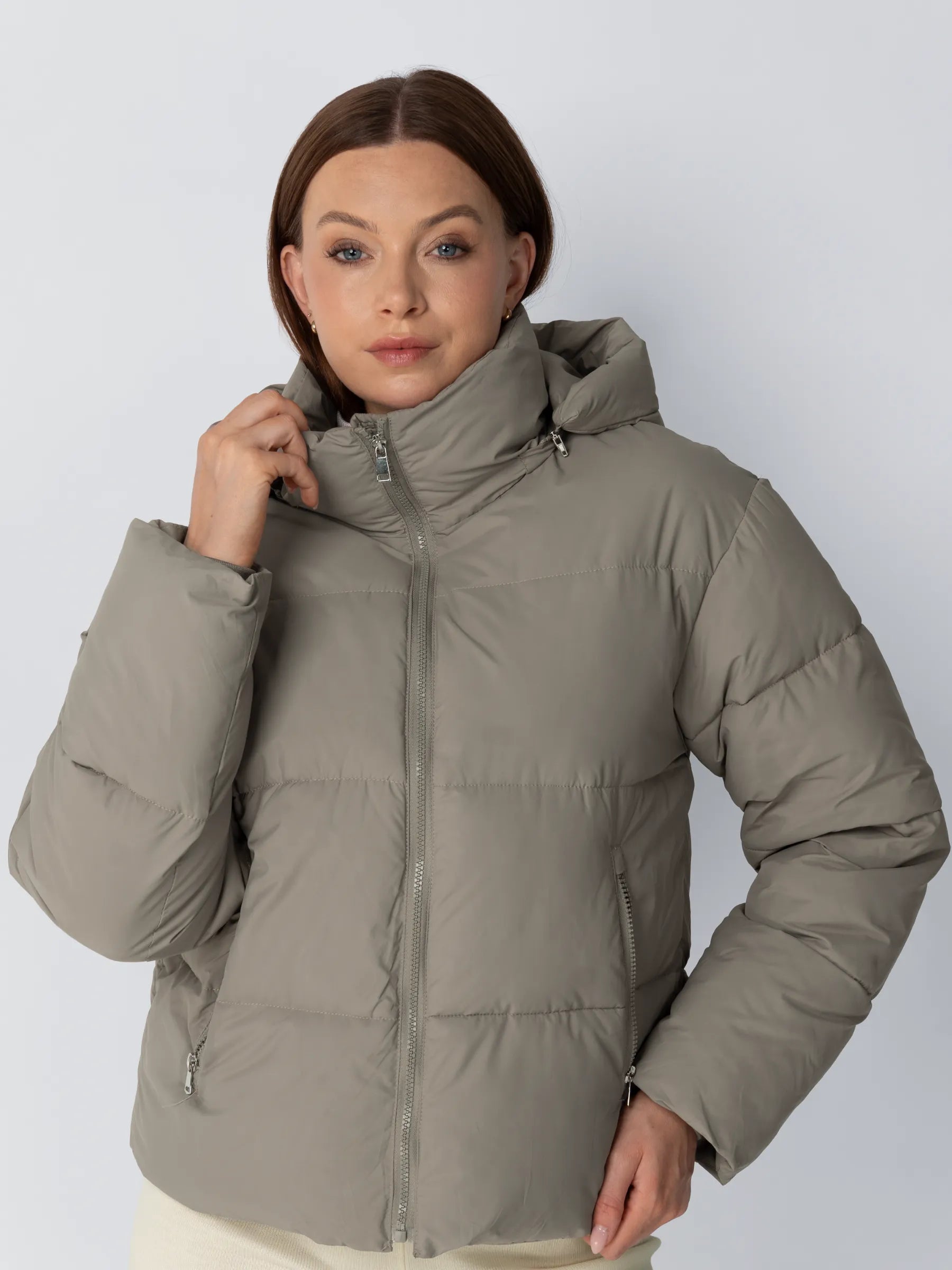 WarmCore™ Classic Short Detachable Hooded Puffer Jacket