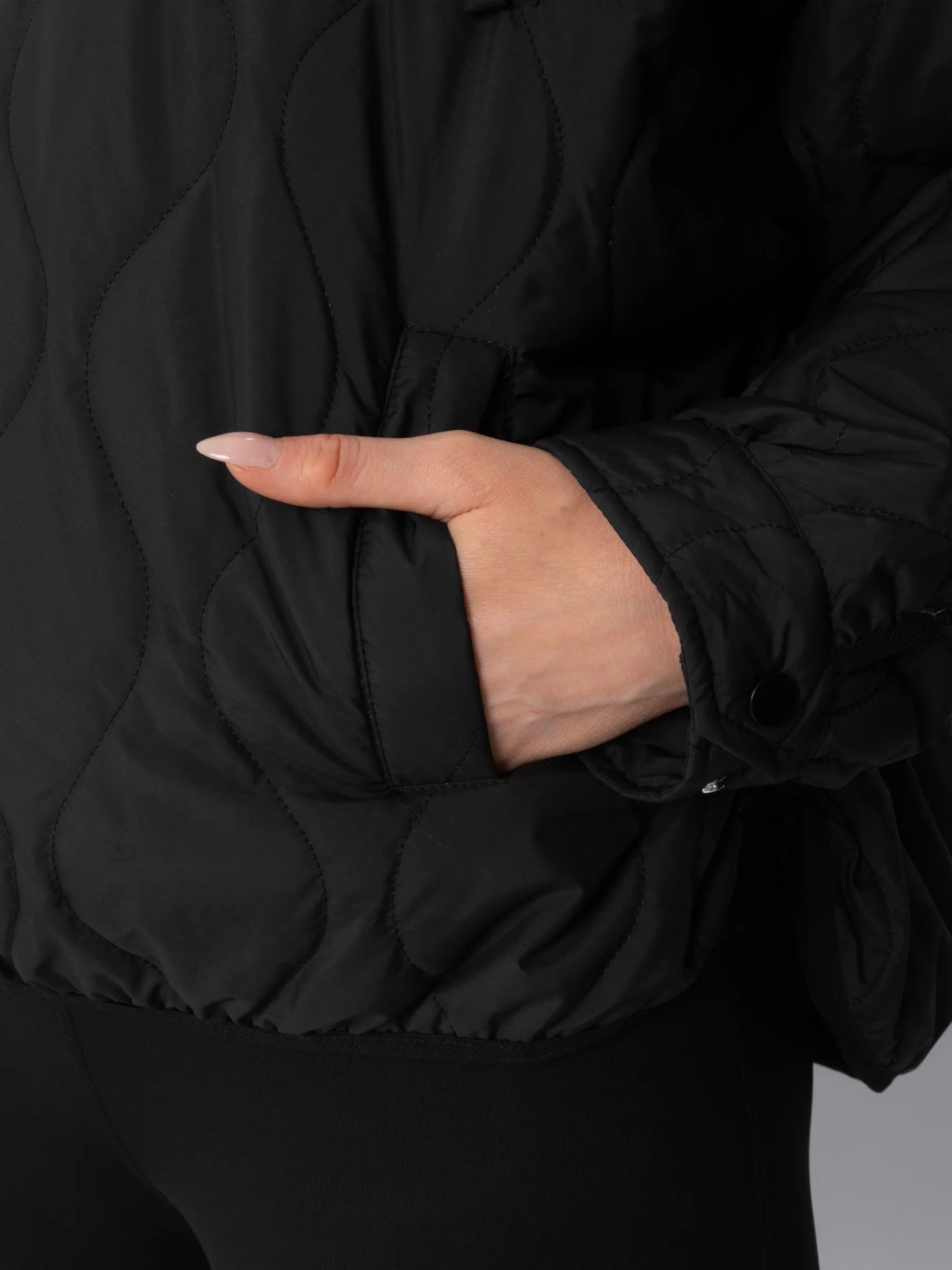 WarmCore™ Kangaroo Pocket Packable Quilted Puffer Hoodie
