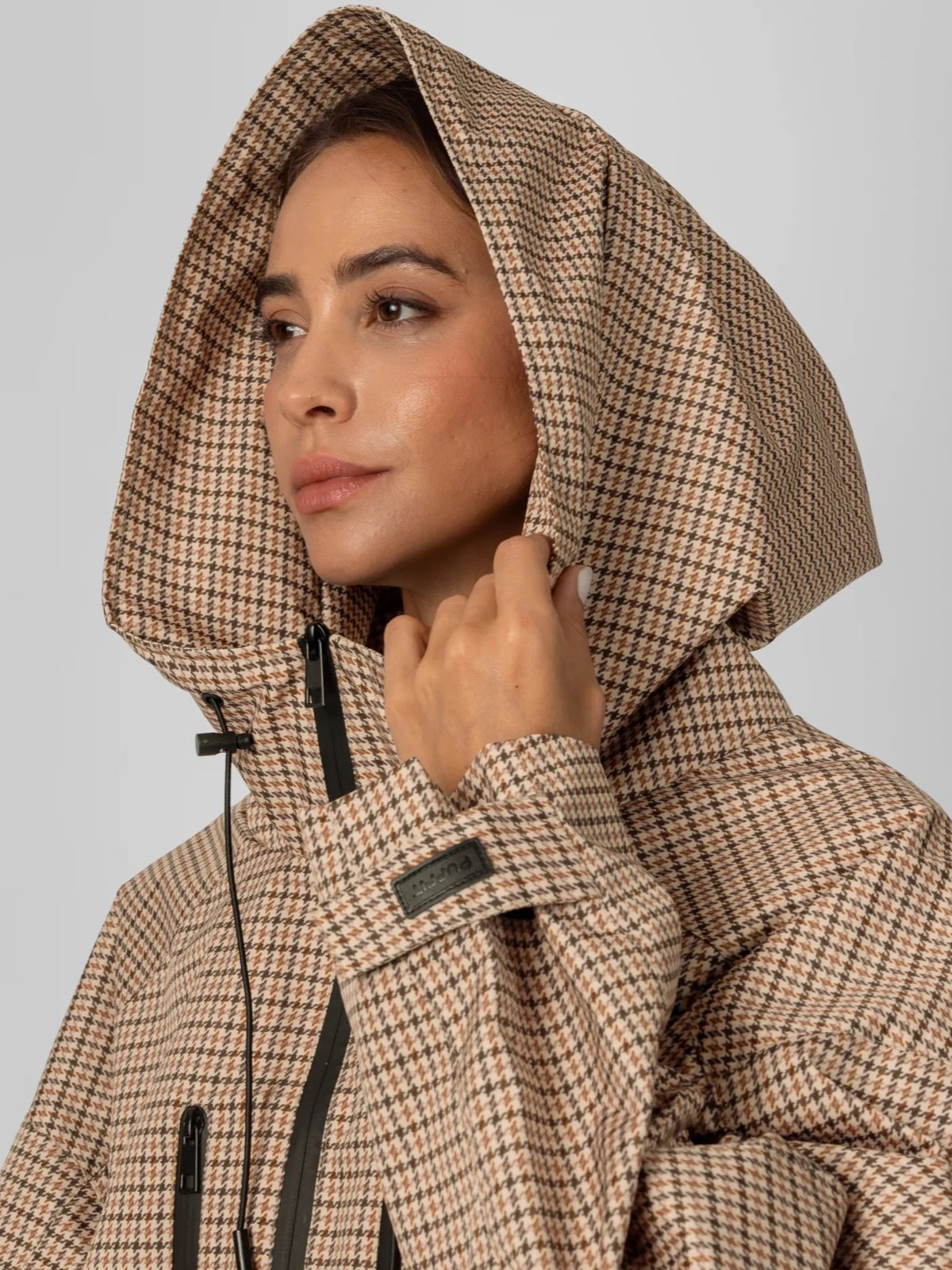 STM-TEX™ One Size Beige Houndstooth Short Oversized Rain Jacket - PUFFITPK17