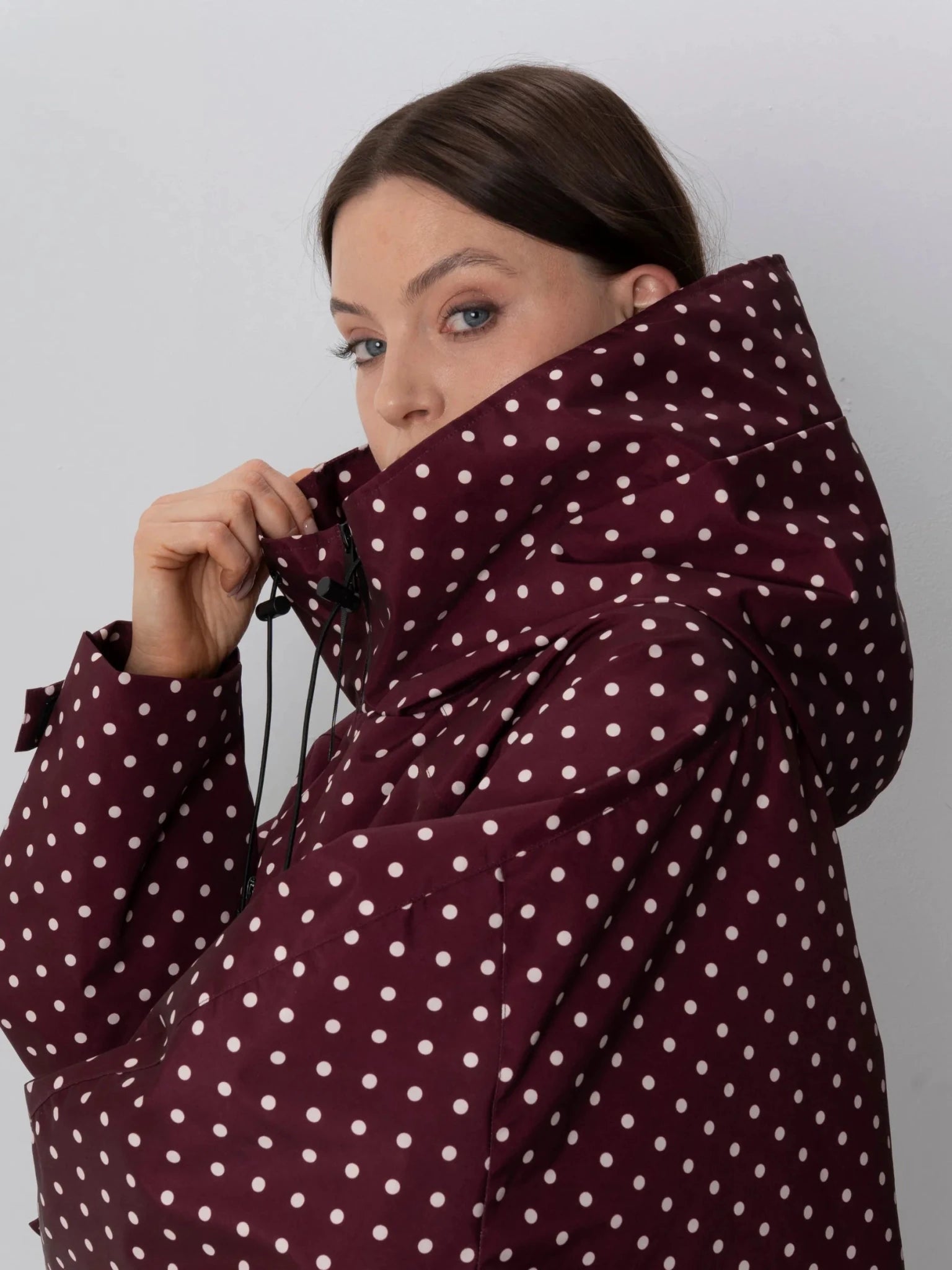 STM-TEX™ One Size Burgundy Dot Short Oversized Rain Jacket - PUFFIT