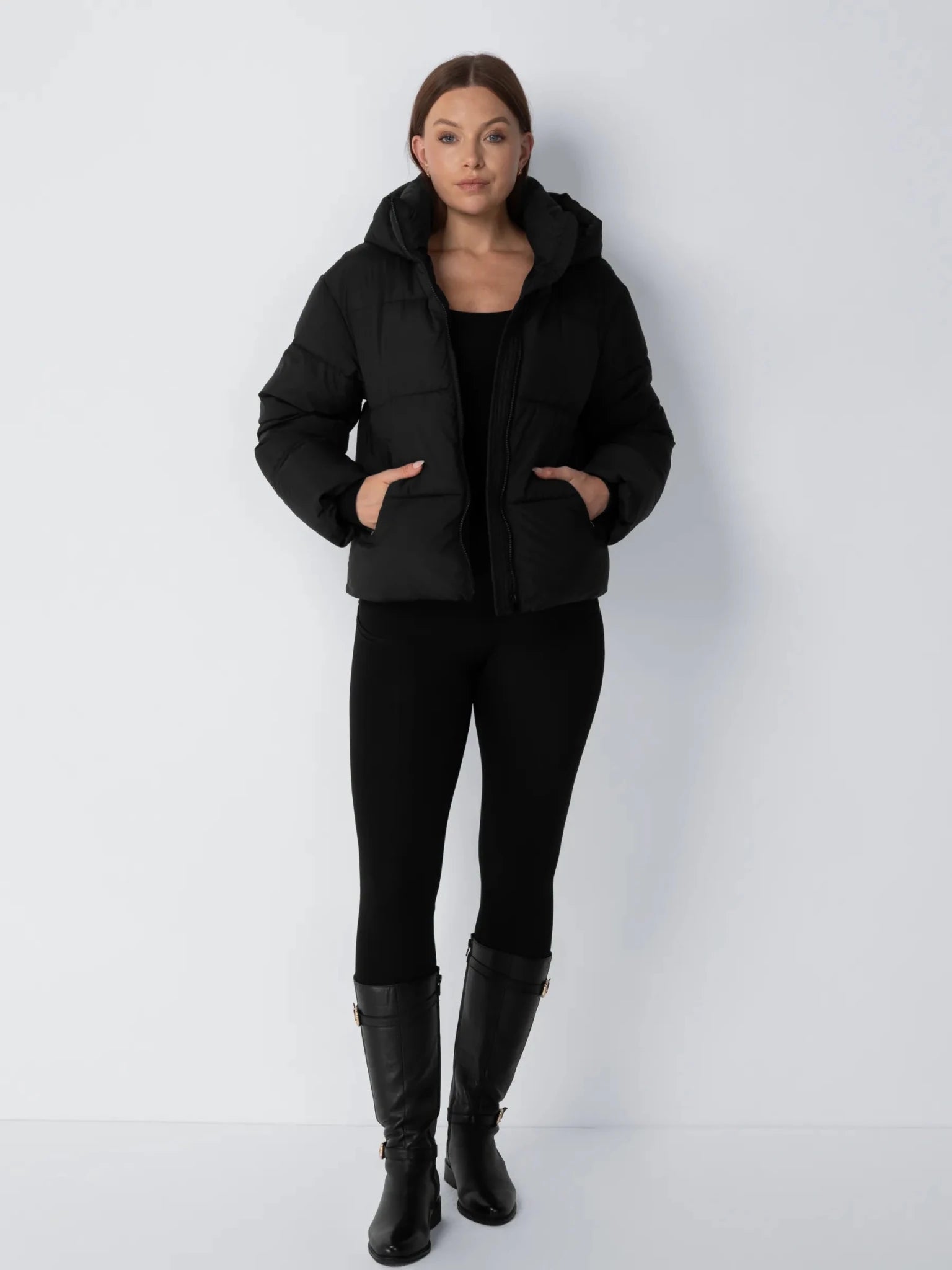WarmCore™ Classic Short Detachable Hooded Puffer Jacket - PUFFITMid Puffers