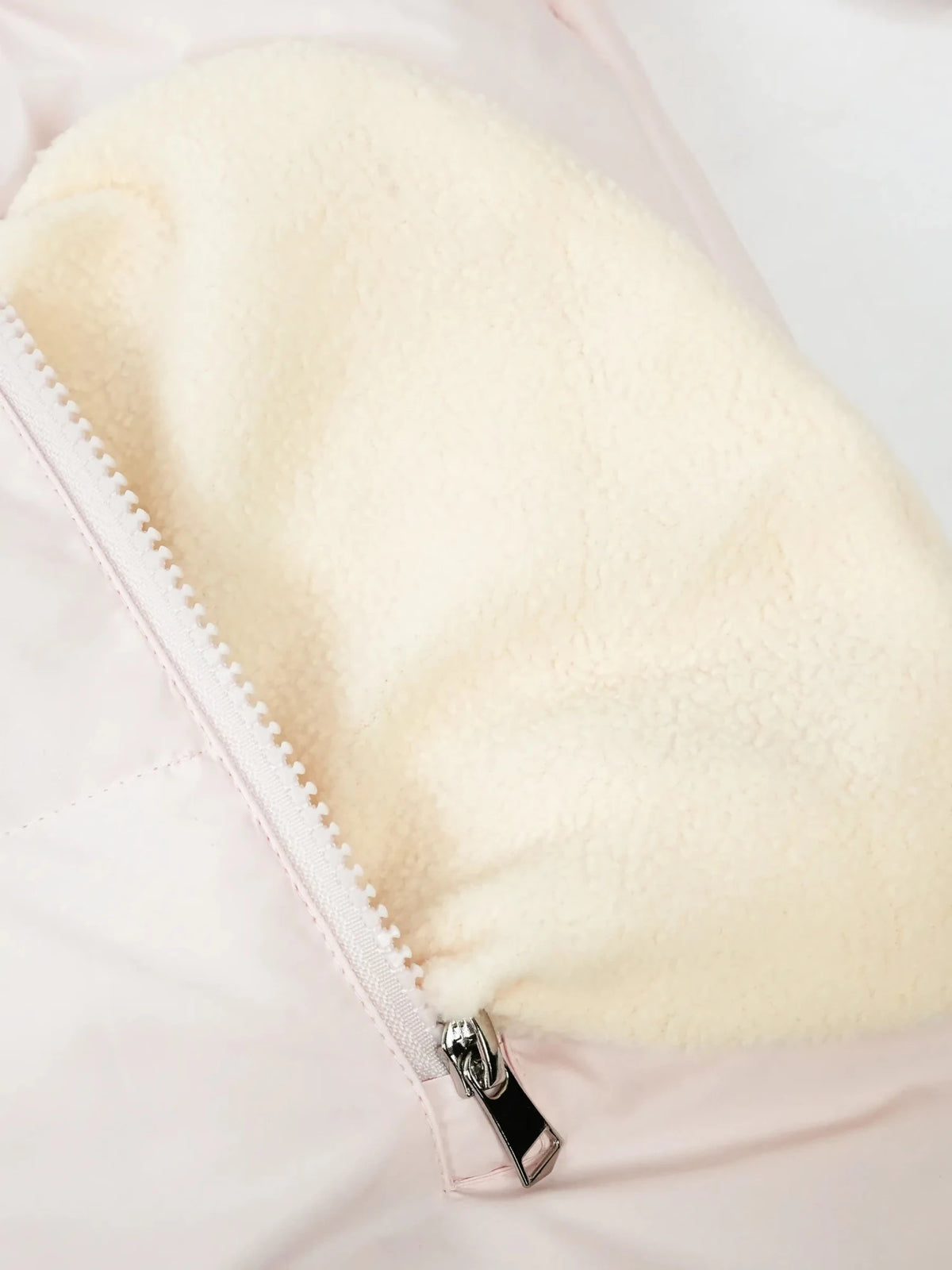 WarmCore™ Classic Short Detachable Hooded Puffer Jacket - PUFFITMid Puffers