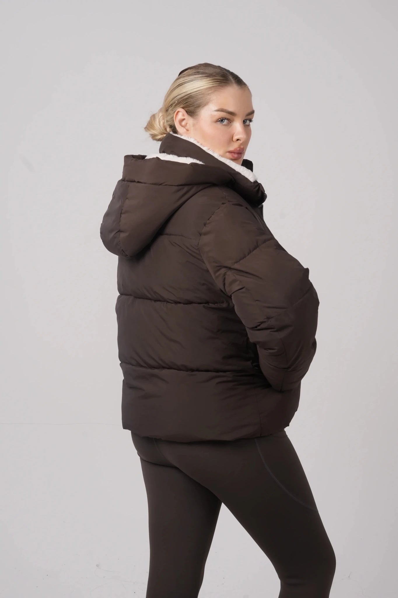 WarmCore™ Classic Short Detachable Hooded Puffer Jacket - PUFFITMid Puffers