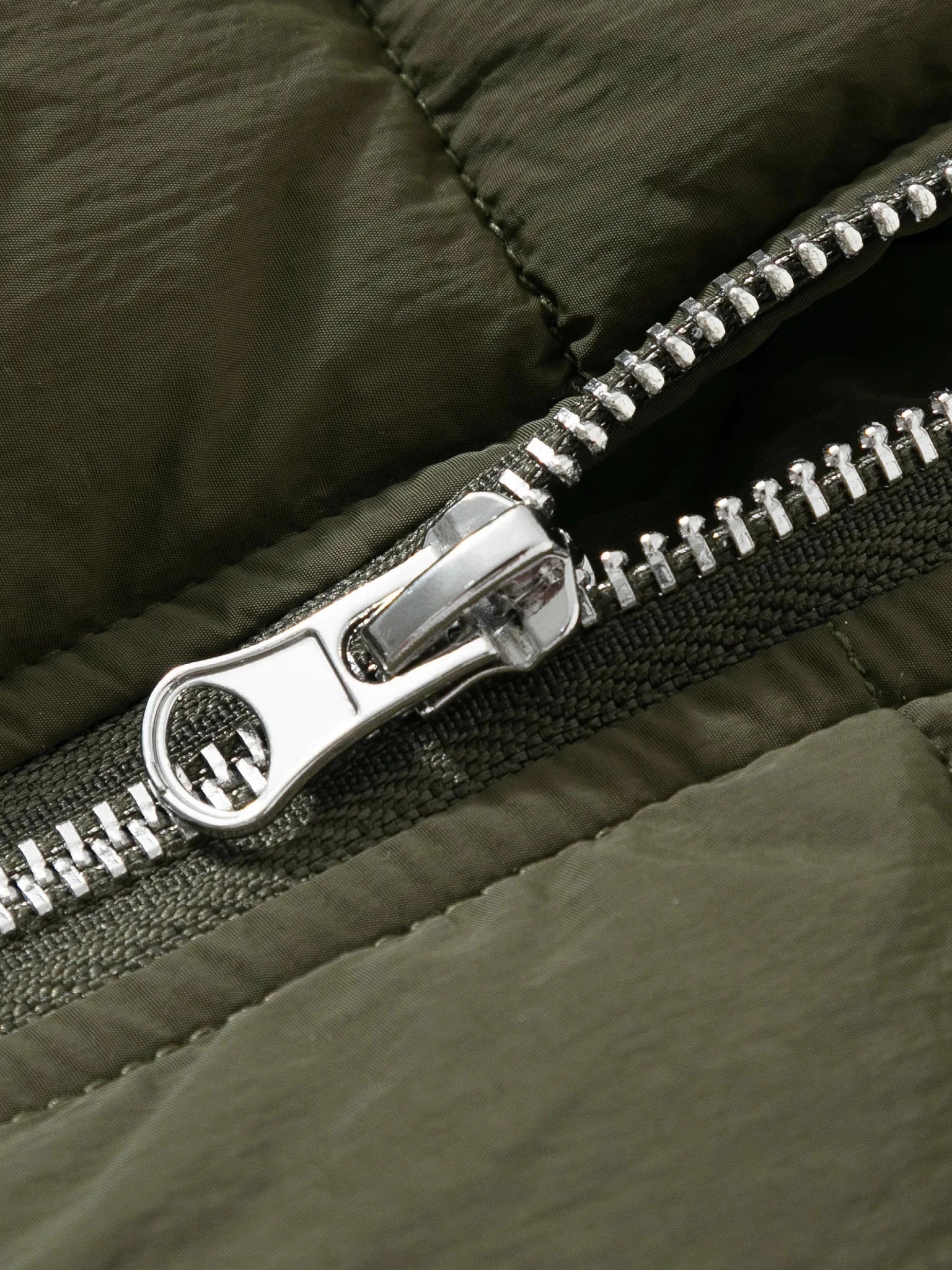 WarmCore™ Metal Zip Bomber - PUFFIT