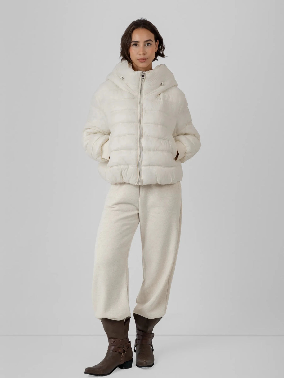 WA02-26-Cream-S
