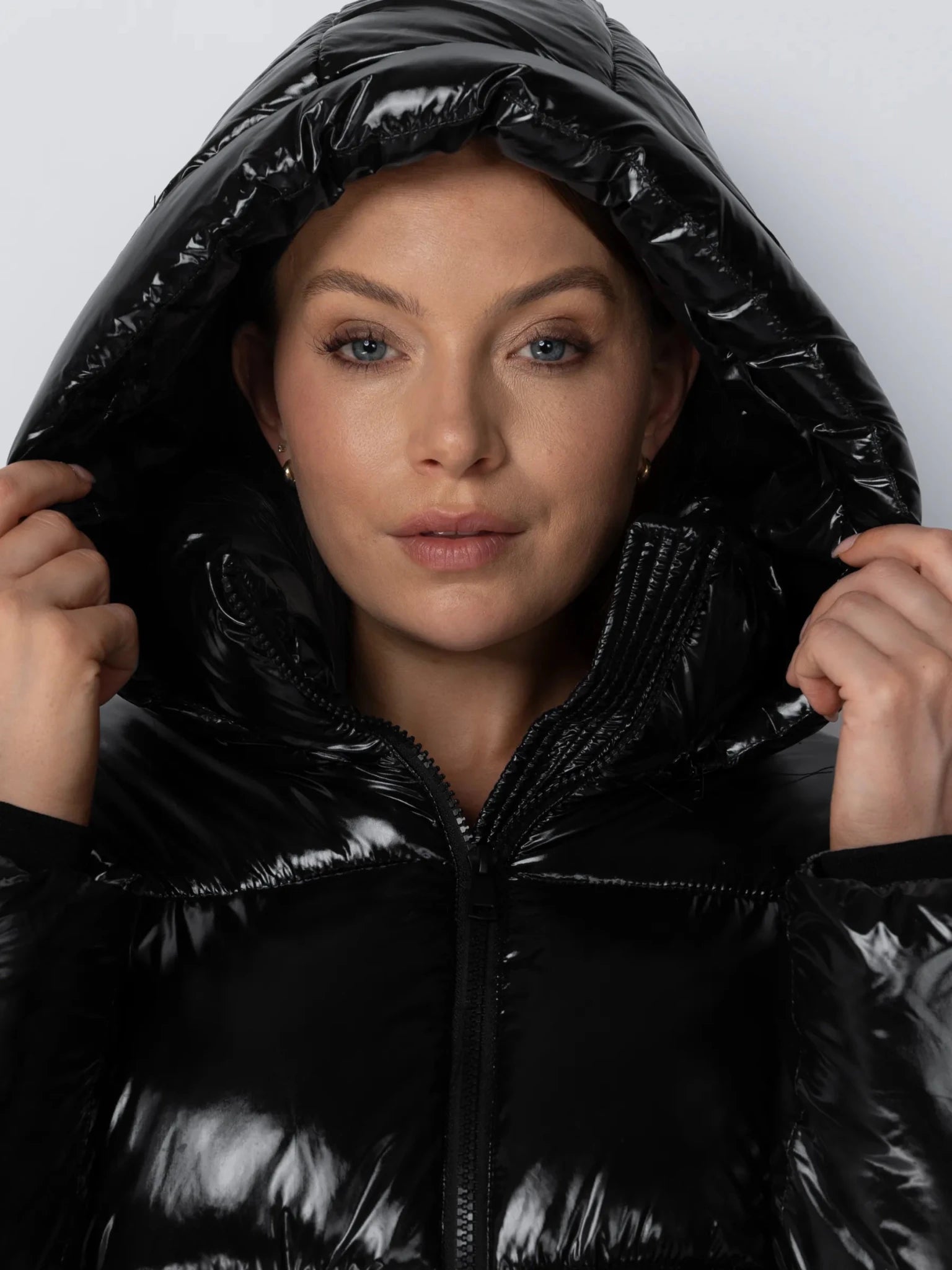 WarmCore™ Shiny Black Detachable Hooded Puffer Jacket - PUFFIT
