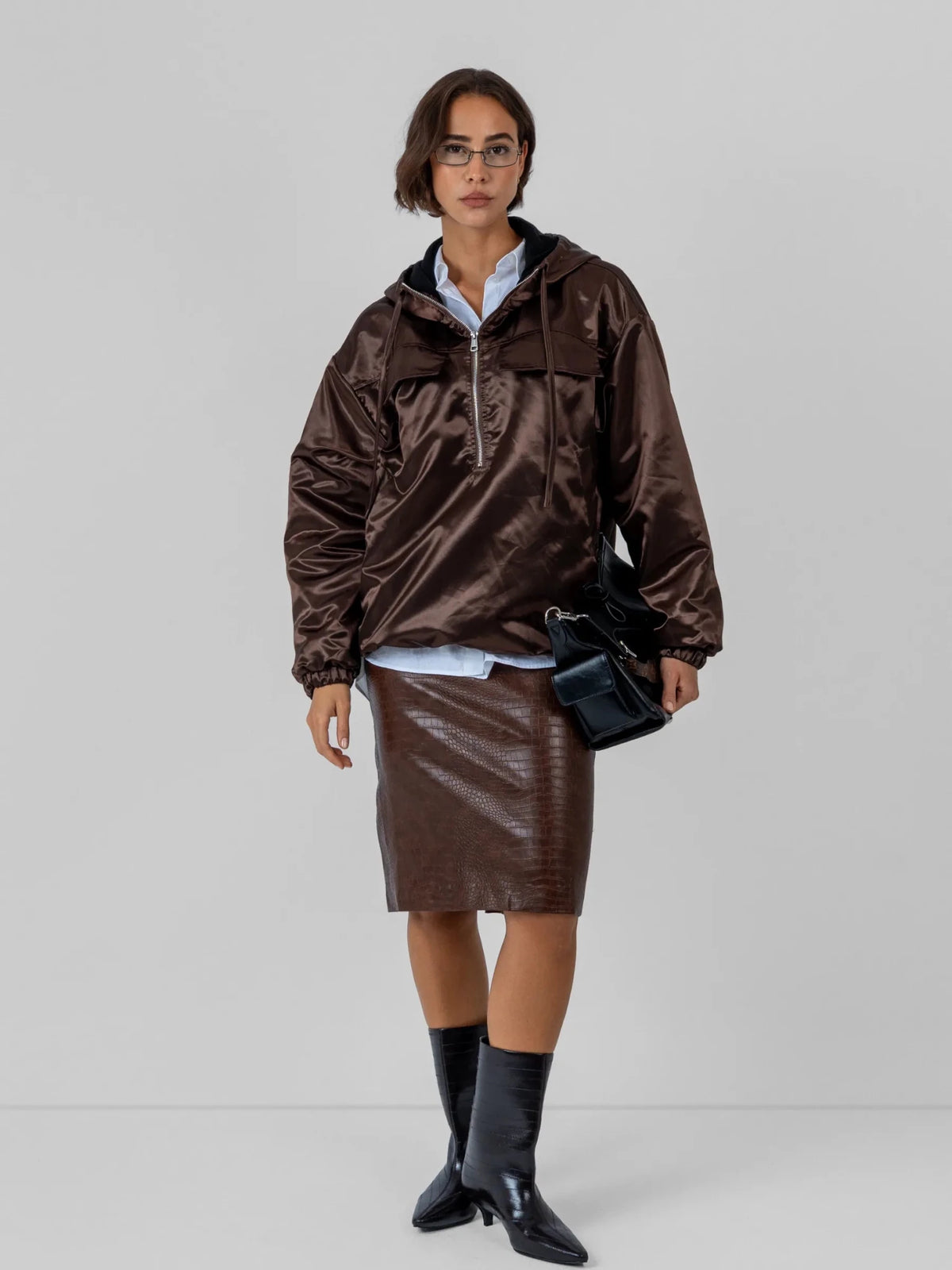 AP09-26-Shiny Brown-S